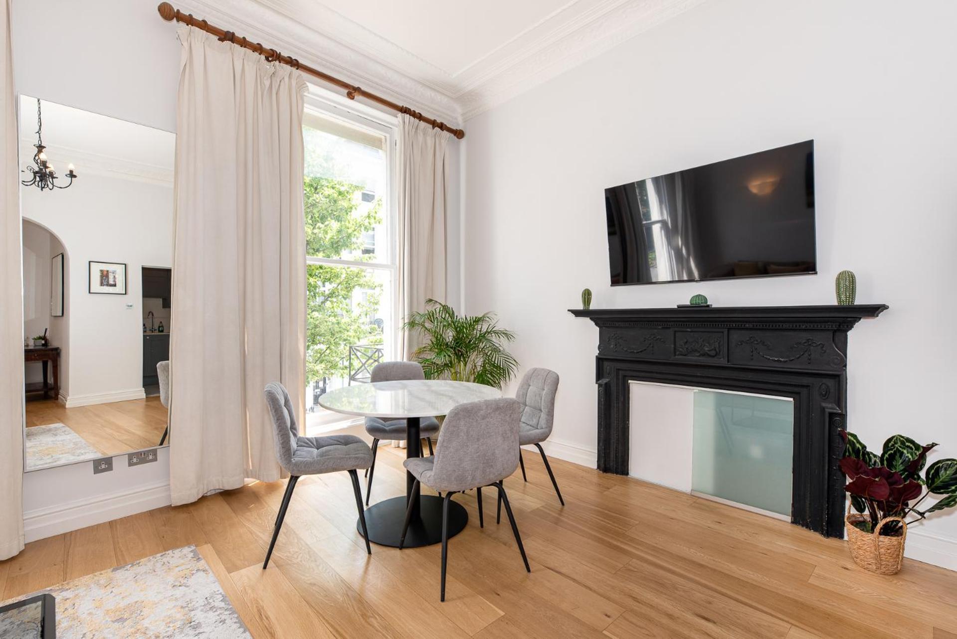 2-Bedroom Victorian Apartment In Kensington London Ngoại thất bức ảnh