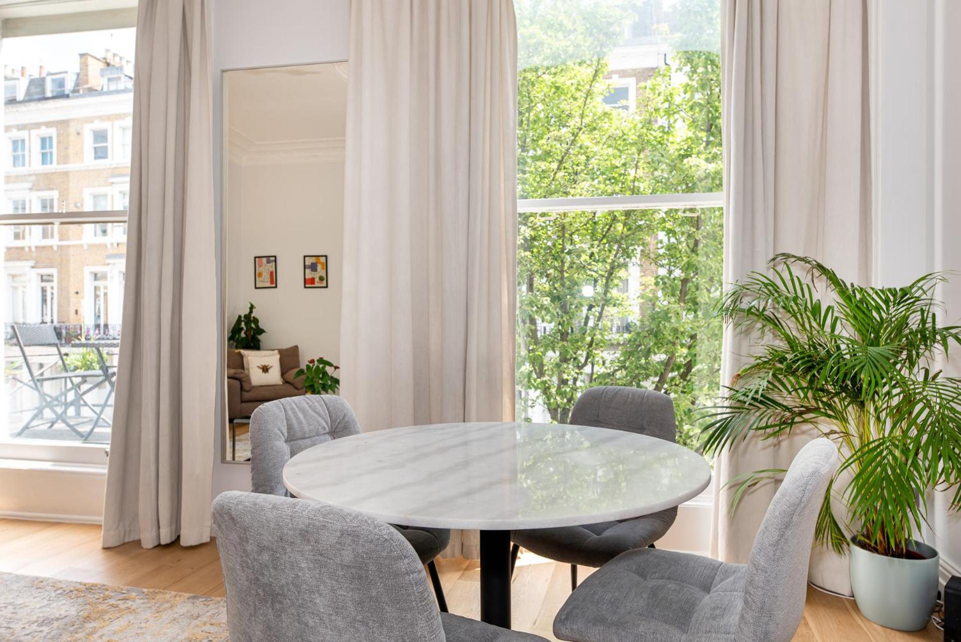 2-Bedroom Victorian Apartment In Kensington London Ngoại thất bức ảnh